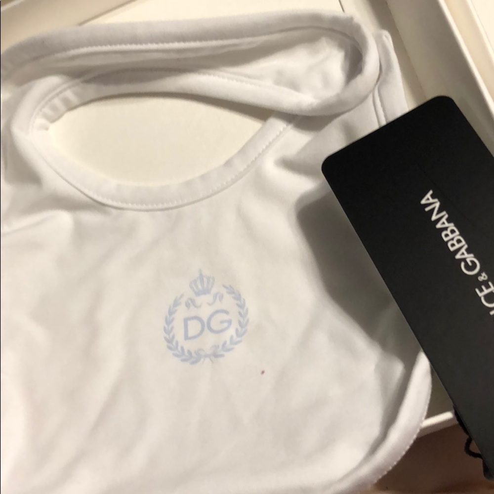 Bib - Picture 2 of 3